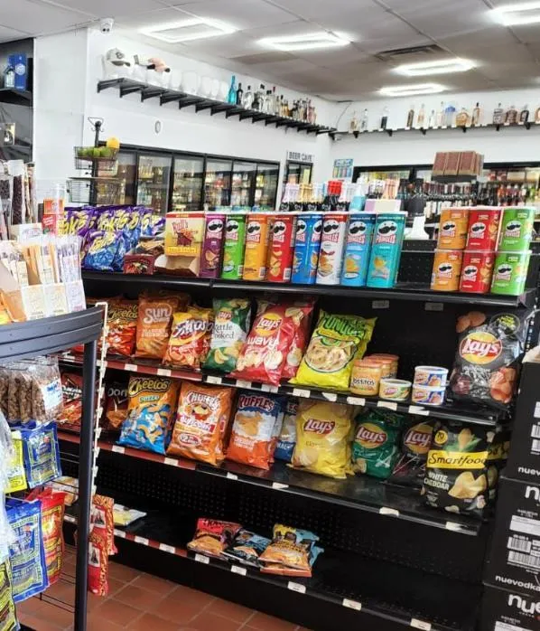 Snacks in best price near Kansas City 64118